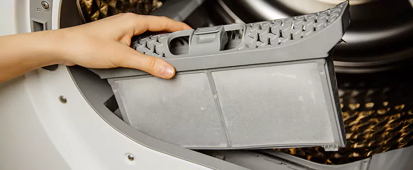 Signs Of A Clogged Dryer Lint Trap in Menifee, California